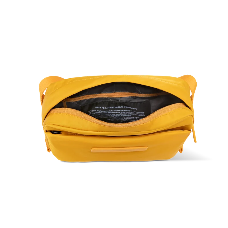 Aoyama Cross-Body / Bright Amber / rPET lining
