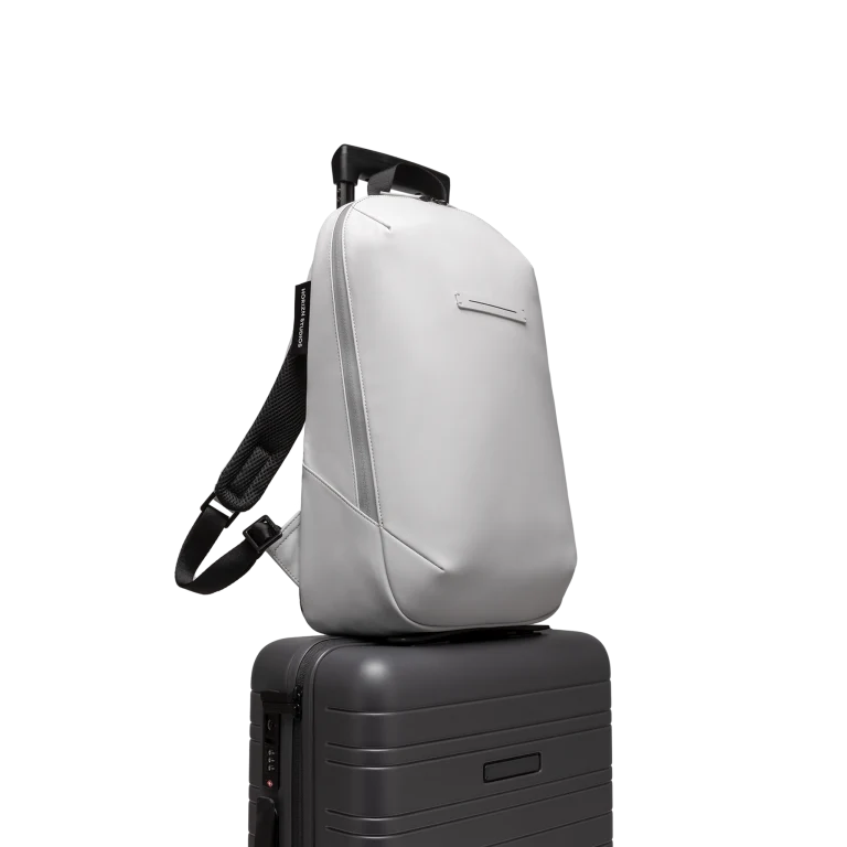Gion Backpack Essential / Size M / Light Quartz Grey / Tarpaulin / Size M