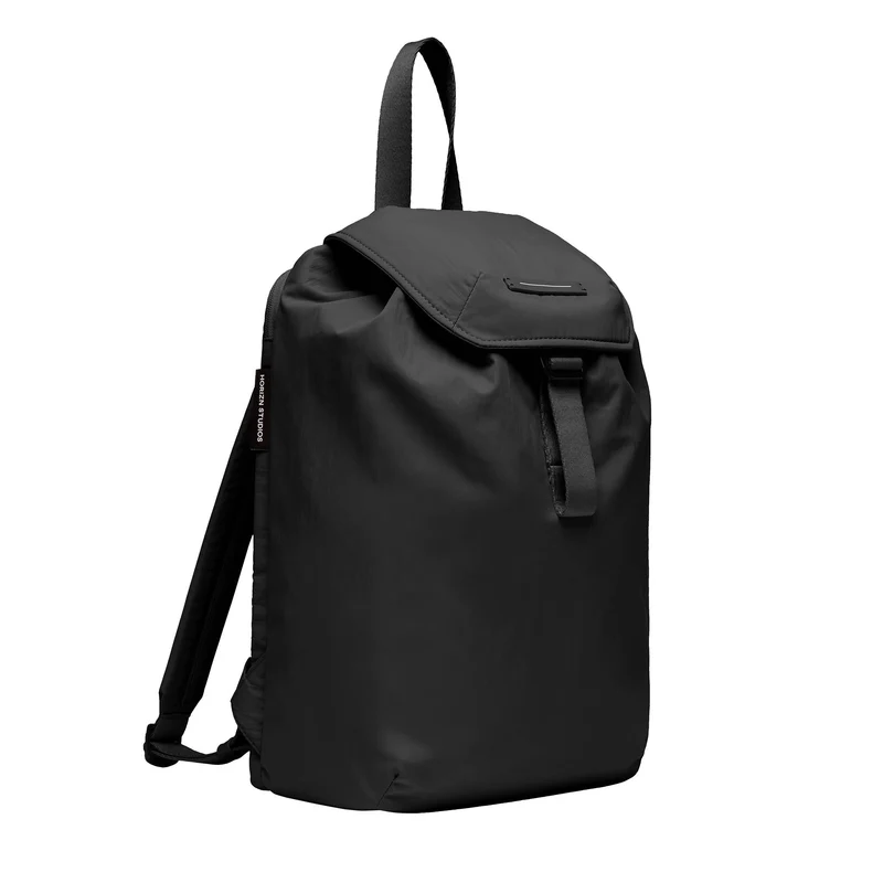 Chiado Backpack / All Black / Recycled Nylon