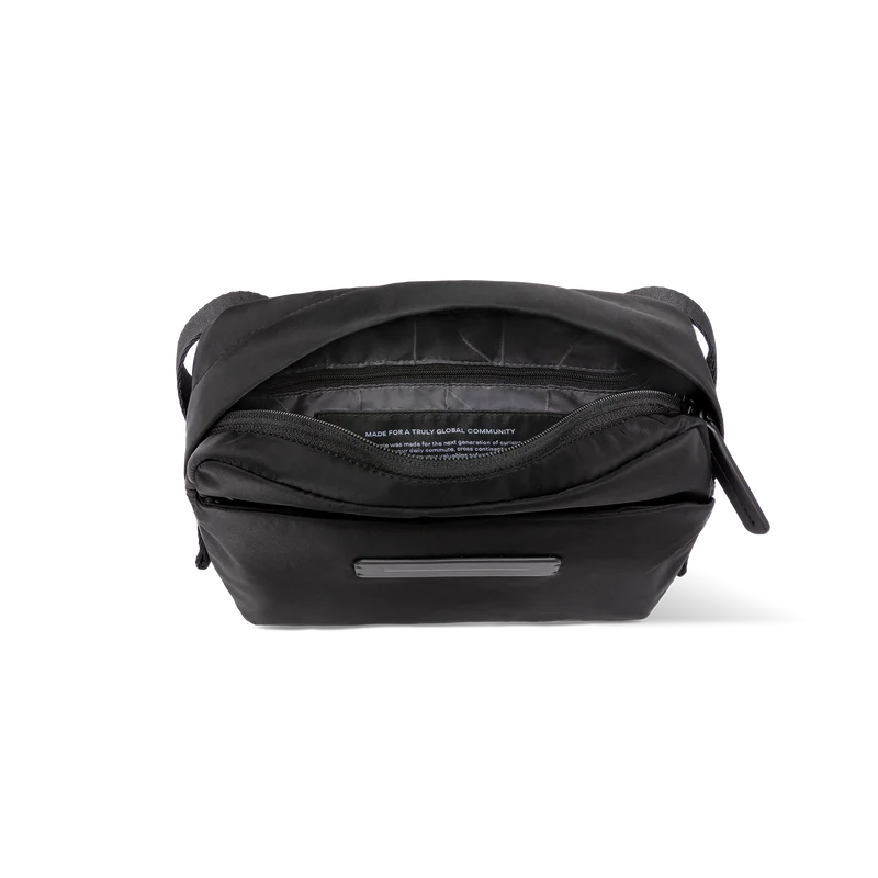 Aoyama Cross-Body / Black / rPET lining