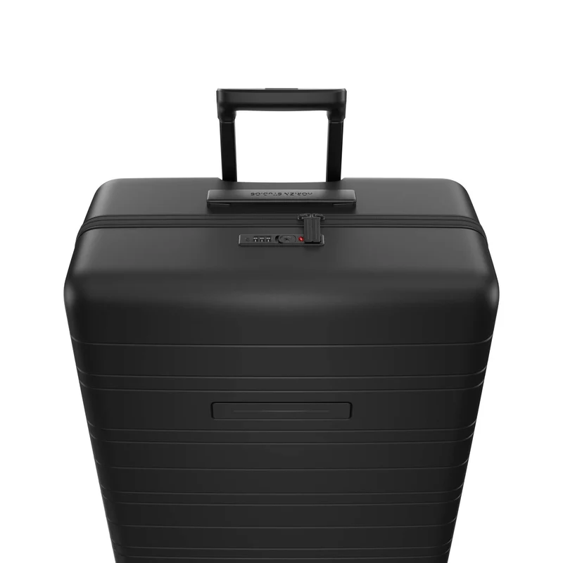 H7 Air / All Black / Premium Hard Shell / Check-In Size