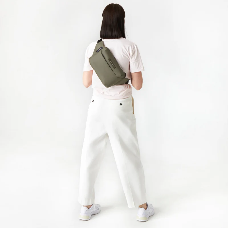 Gion Cross-Body M / Dark Olive / Tarpaulin / Size M