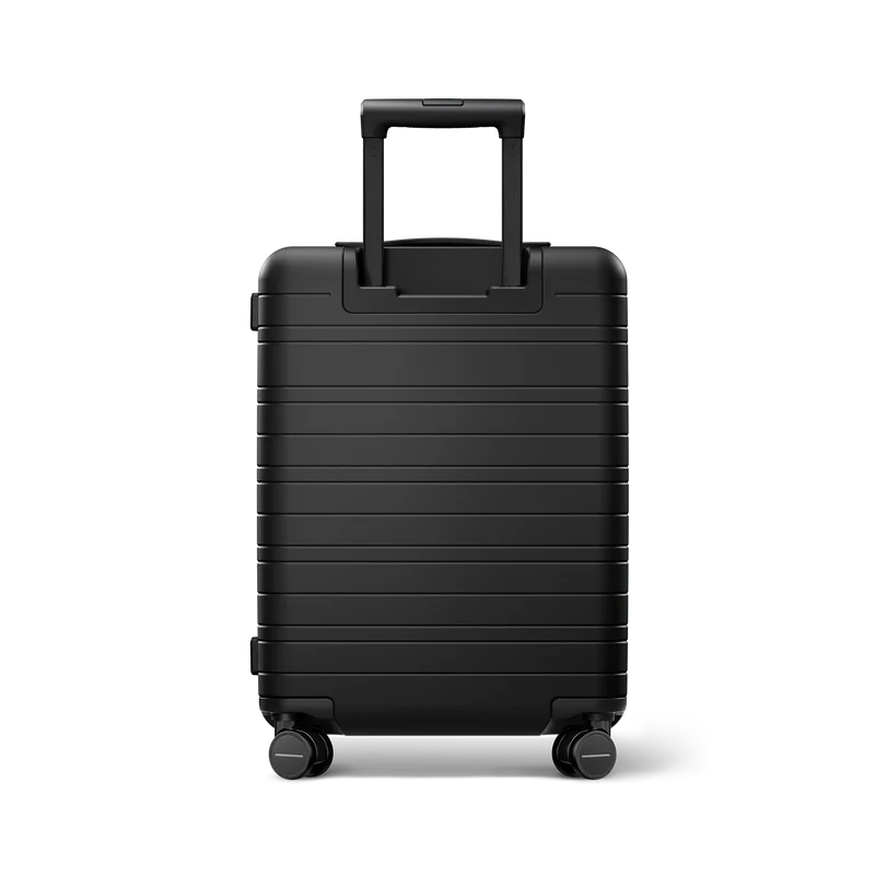 M5 / All Black / Premium Multi Shell / Cabin Size with Front Pocket / Essential