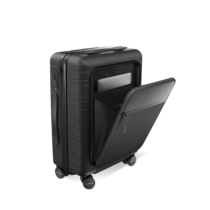 M5 / All Black / Premium Multi Shell / Cabin Size with Front Pocket / Essential