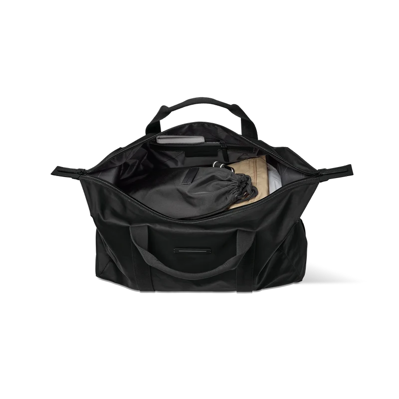 SoFo Weekender M / All Black / Recycled Waxed Canvas / Size M