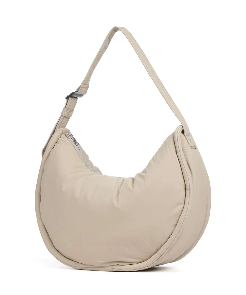 Sandqvist Curve L Beuteltasche beige