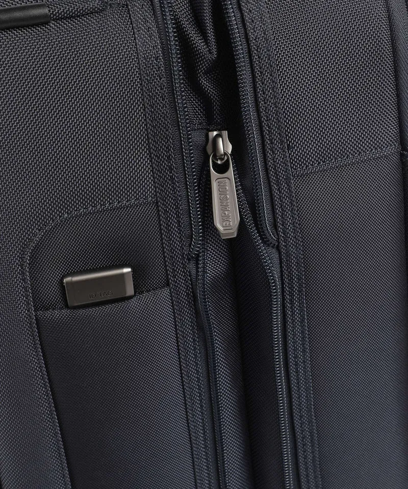 Victorinox Werks Traveler 7.0 FFQ 4-Rollen Trolley navy blue