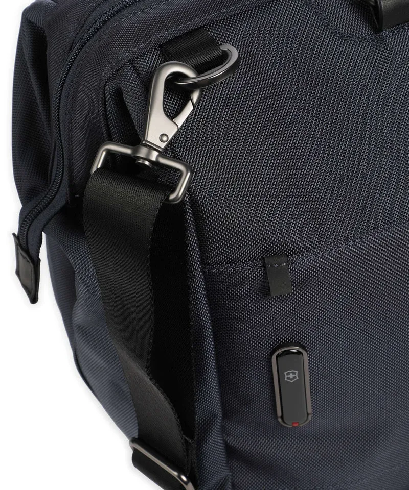 Victorinox Werks Traveler 7.0 Weekender navy blue