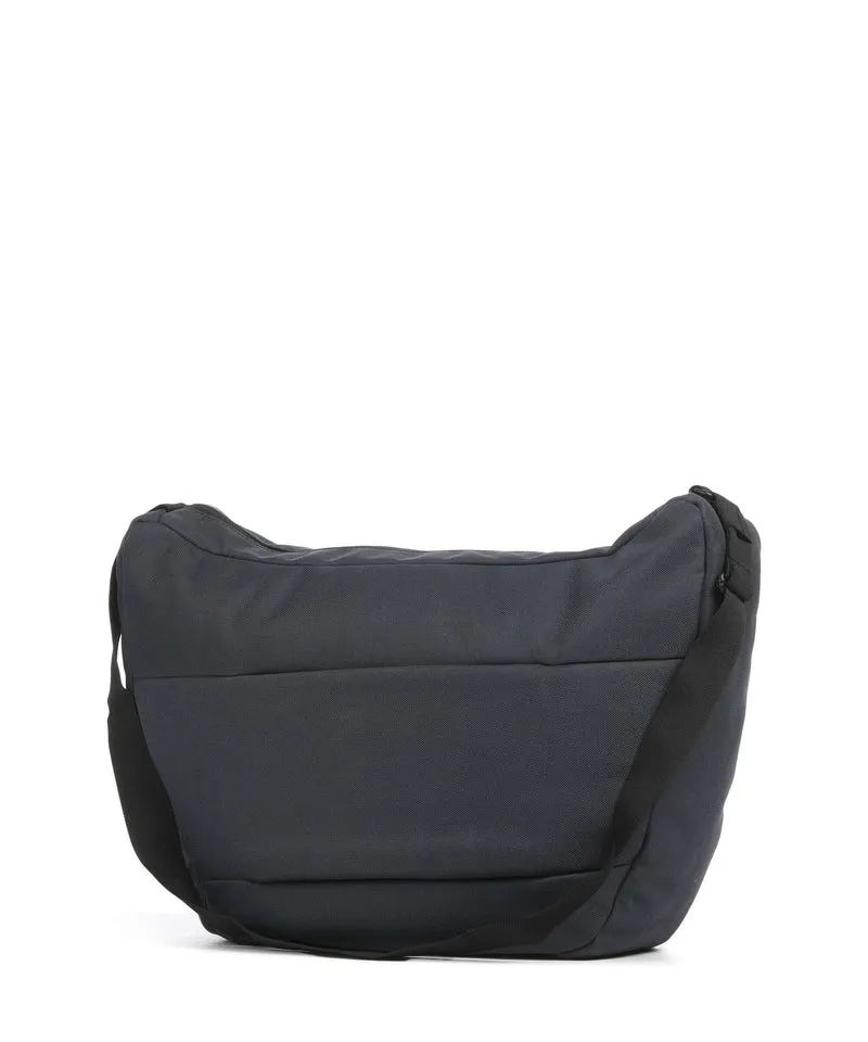 Ucon Acrobatics Original Adam Medium Weekender dark navy