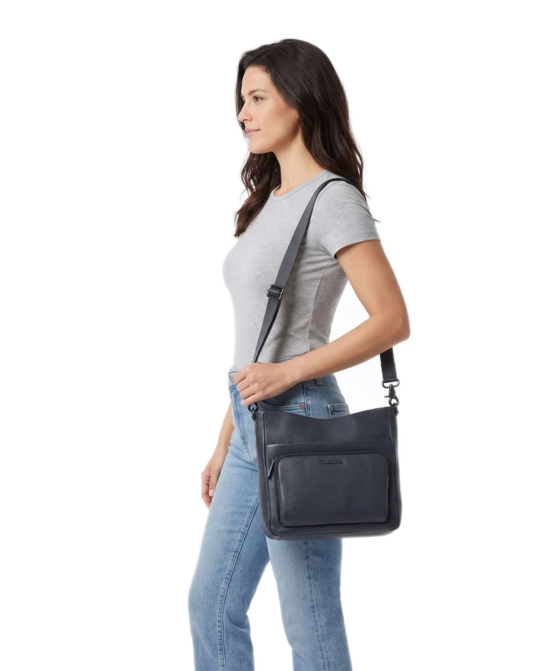 Mandarina Duck Mellow Leather Umhängetasche dress blue