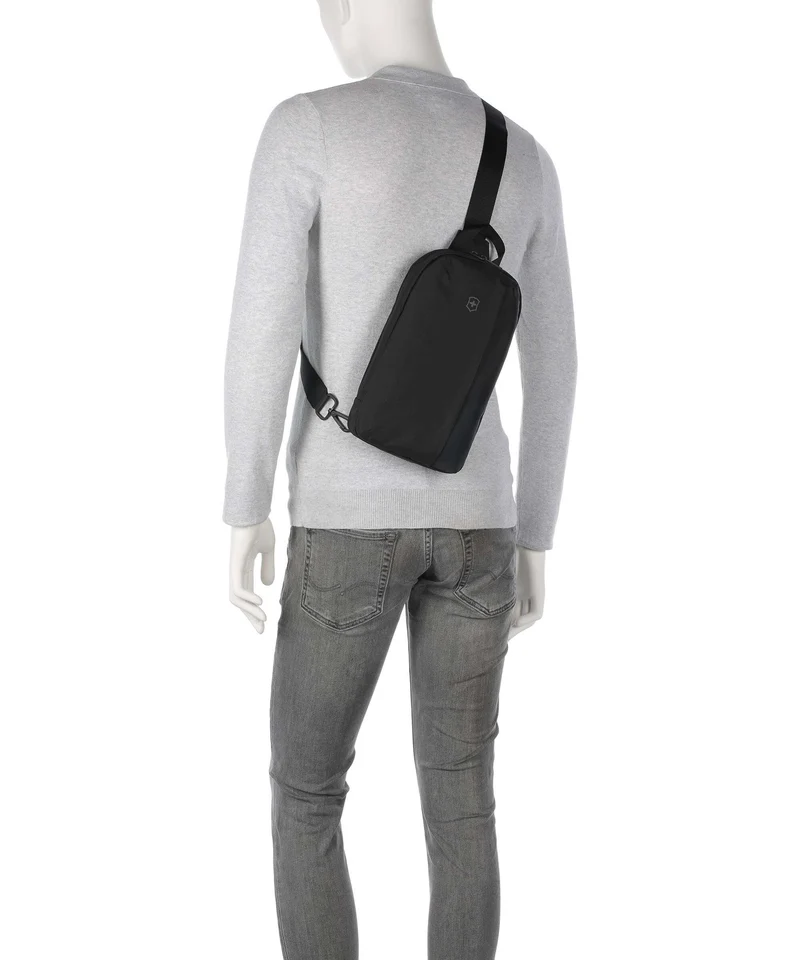 Victorinox Travel Essentials Slingbag black