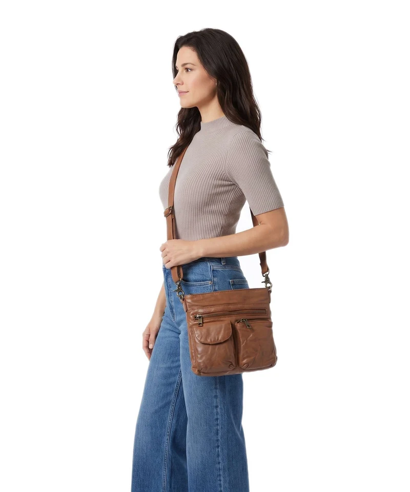 Depeche Power Field Schultertasche cognac