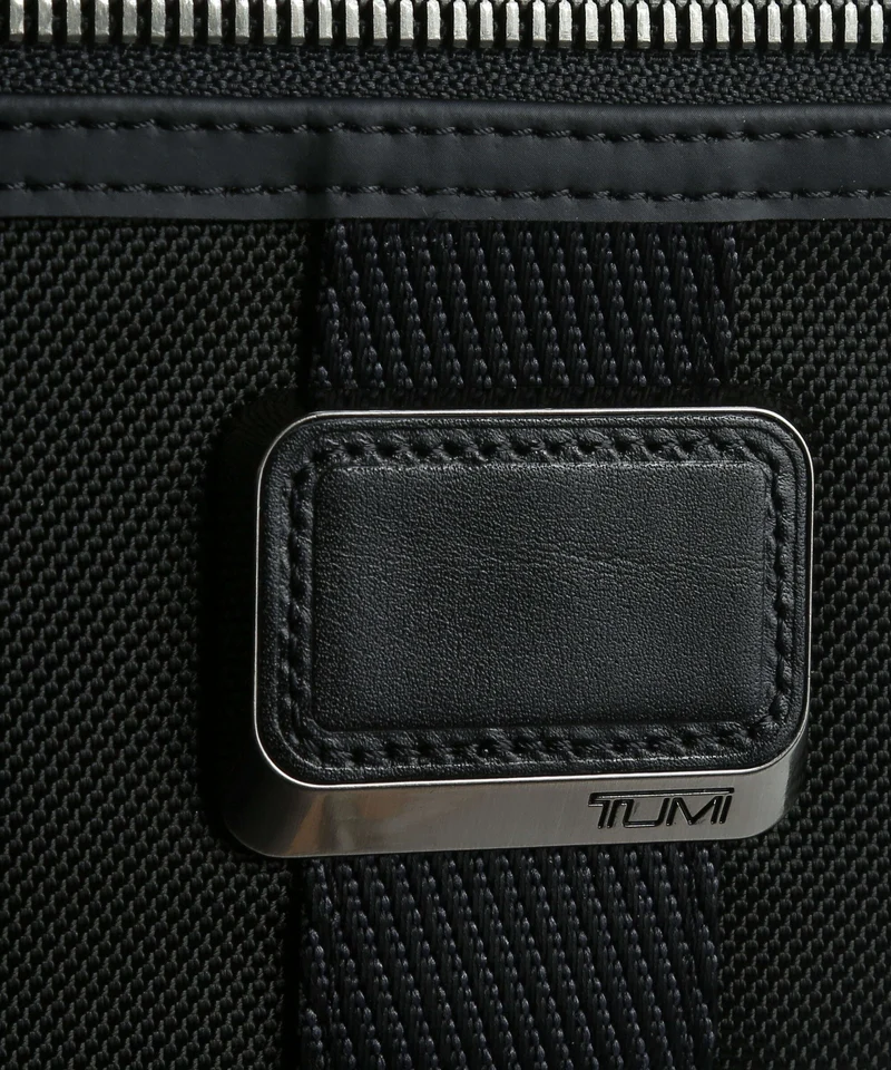 tumi Alpha Bravo Reno Kulturbeutel schwarz