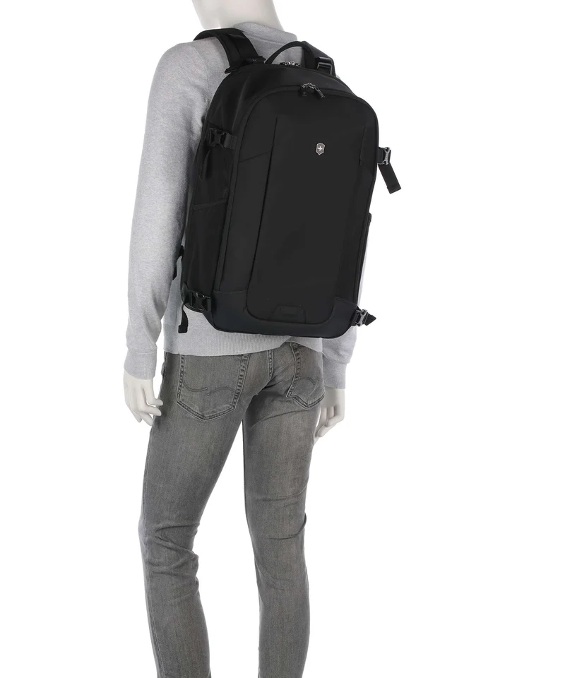 Victorinox Altmont Modern Traveler Reiserucksack black