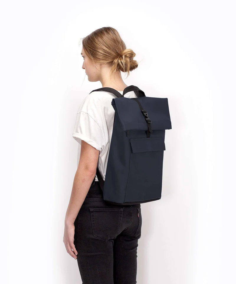 Ucon Acrobatics Lotus Jasper Medium Rolltop Rucksack grape