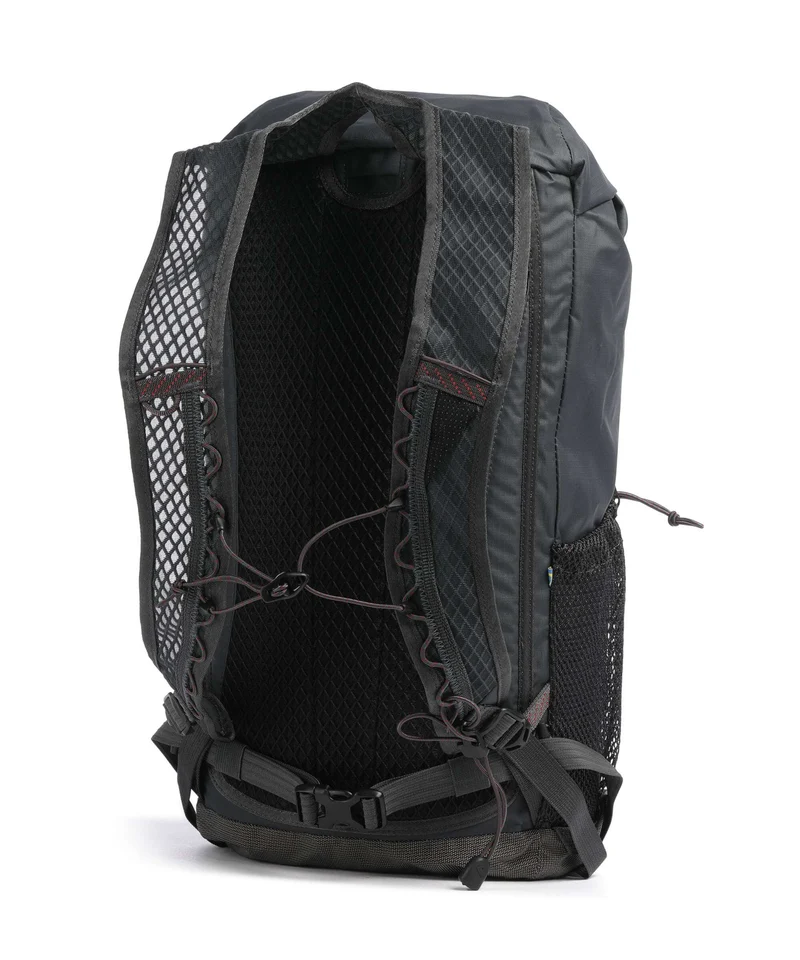 Klättermusen Fjörm 18 Trekkingrucksack raven