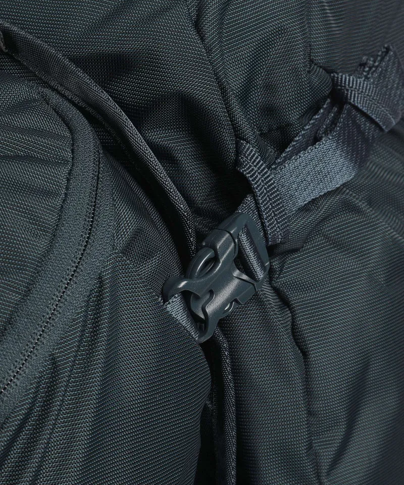 Thule Landmark 70 Reiserucksack darkest blue