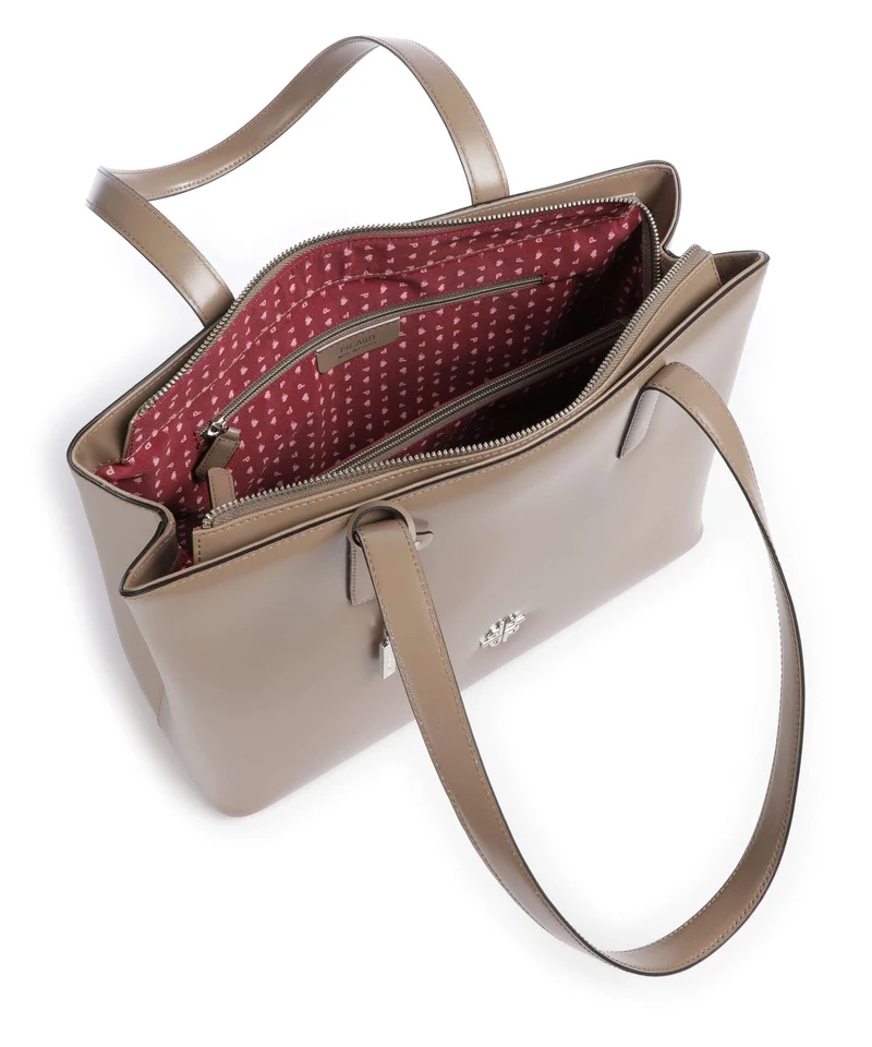 Picard Black Tie Shopper chai
