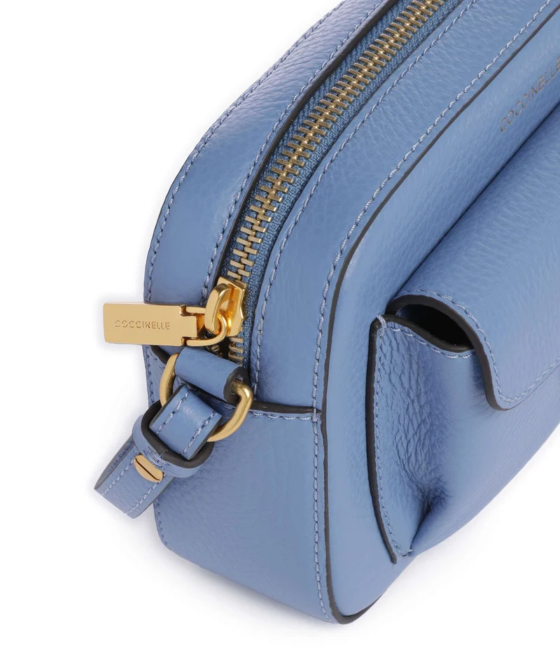 Coccinelle Beat Soft Umhängetasche azul