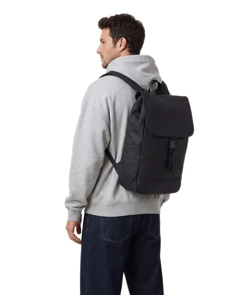 Eastpak Yarin Cnnct F Rucksack matte black