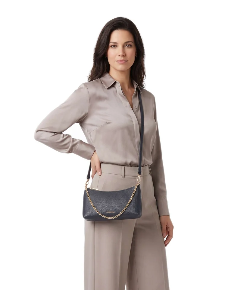 Coccinelle Aura Schultertasche midnight blue