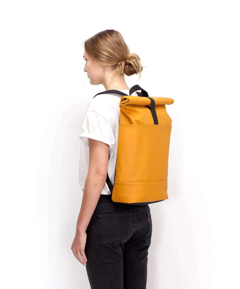 Ucon Acrobatics Lotus Hajo Medium Rolltop Rucksack honey mustard