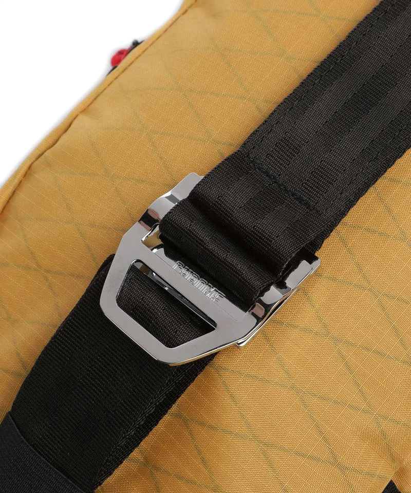 Chrome Heritage Tensile Slingbag amber