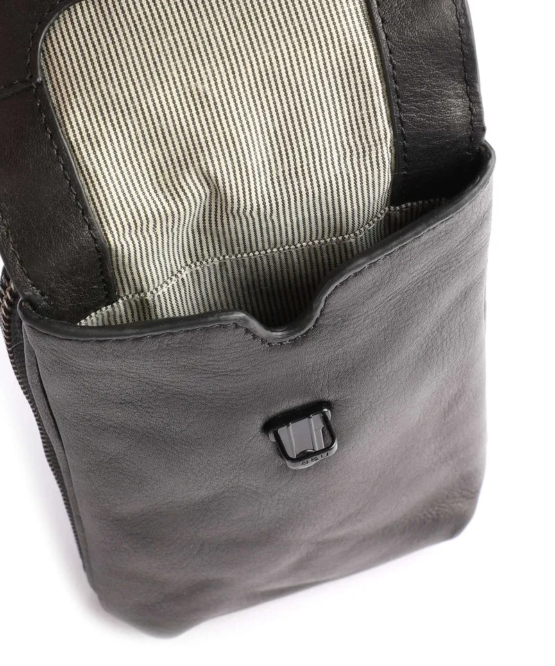 Aunts & Uncles Grandma's Luxury Club Mrs. Lemon Twist Handytasche black smoke