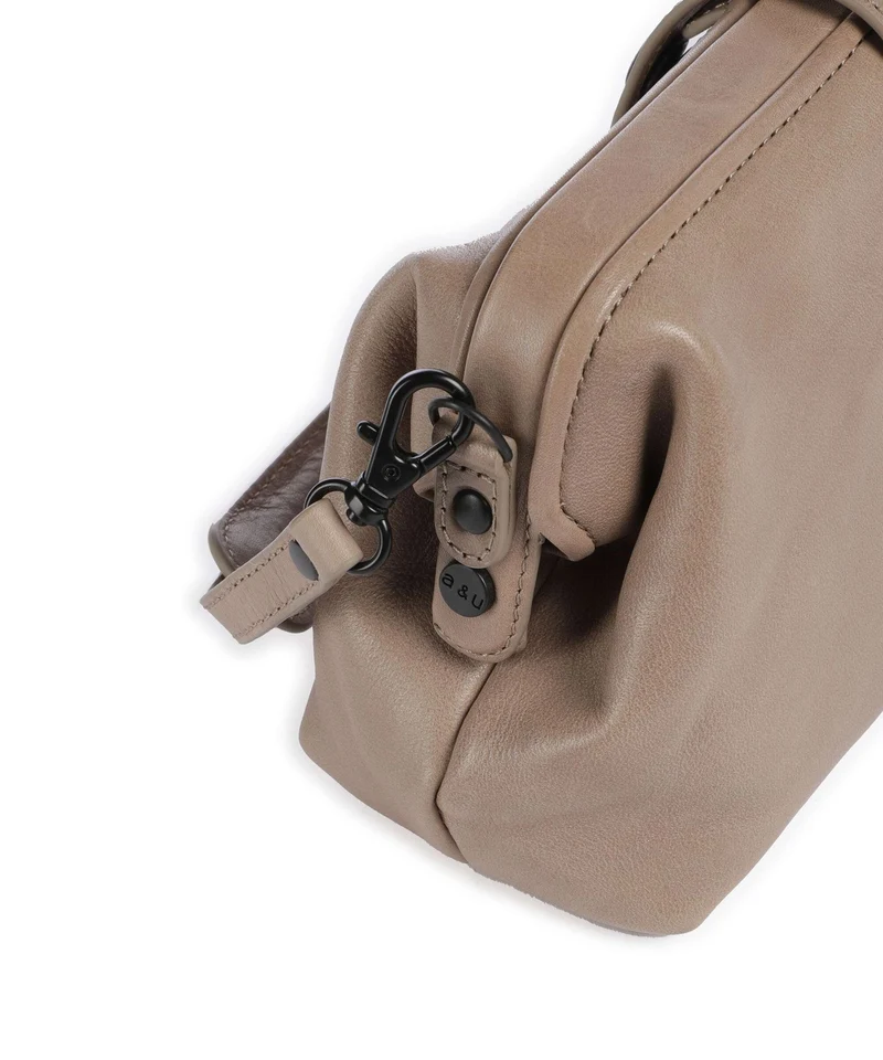 Aunts & Uncles Grandma's Luxury Club Mrs. Eclair Umhängetasche vintage khaki