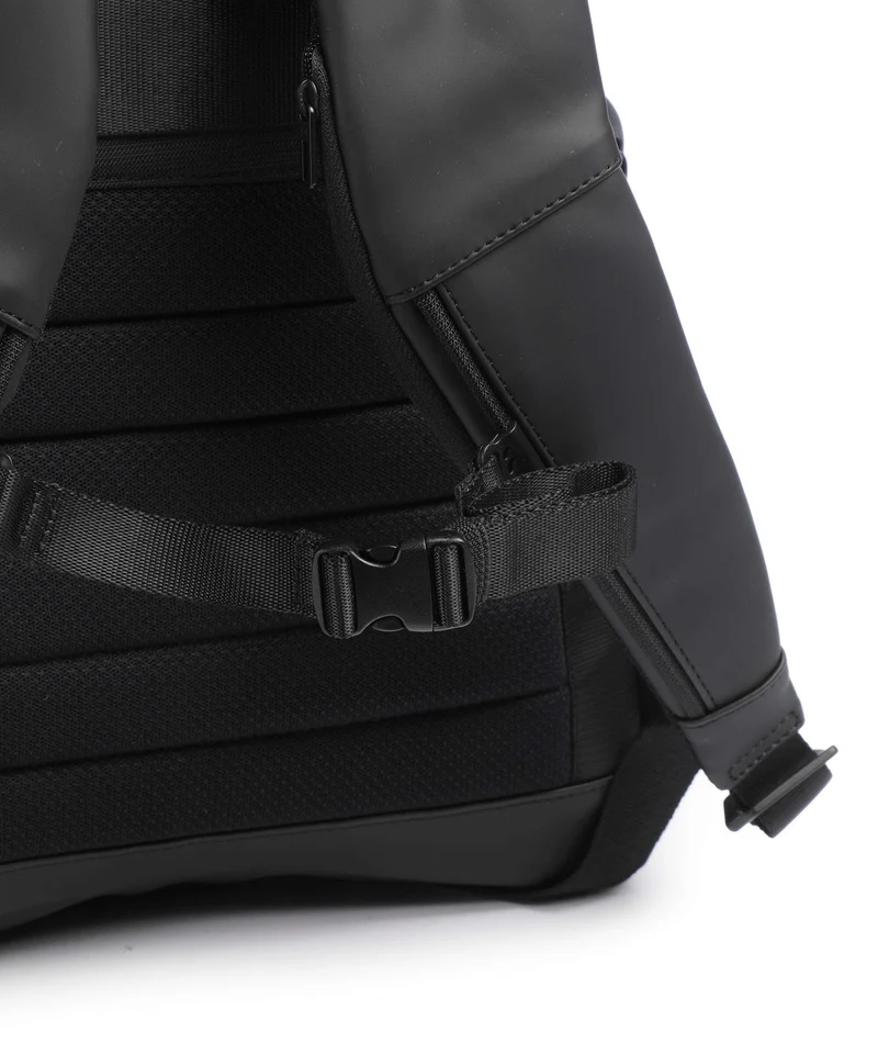 Piquadro Corner Special Ducati Rolltop Rucksack black